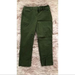 Women’s Ann Taylor LOFT Julie Style Green Casual Capri Pants Size 4